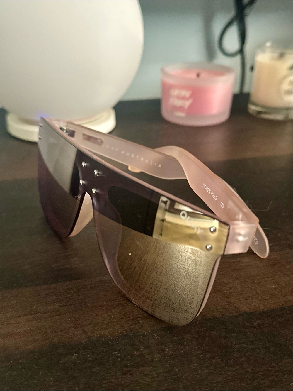 Quay Australia Hidden Hills Sunglasses in Pink